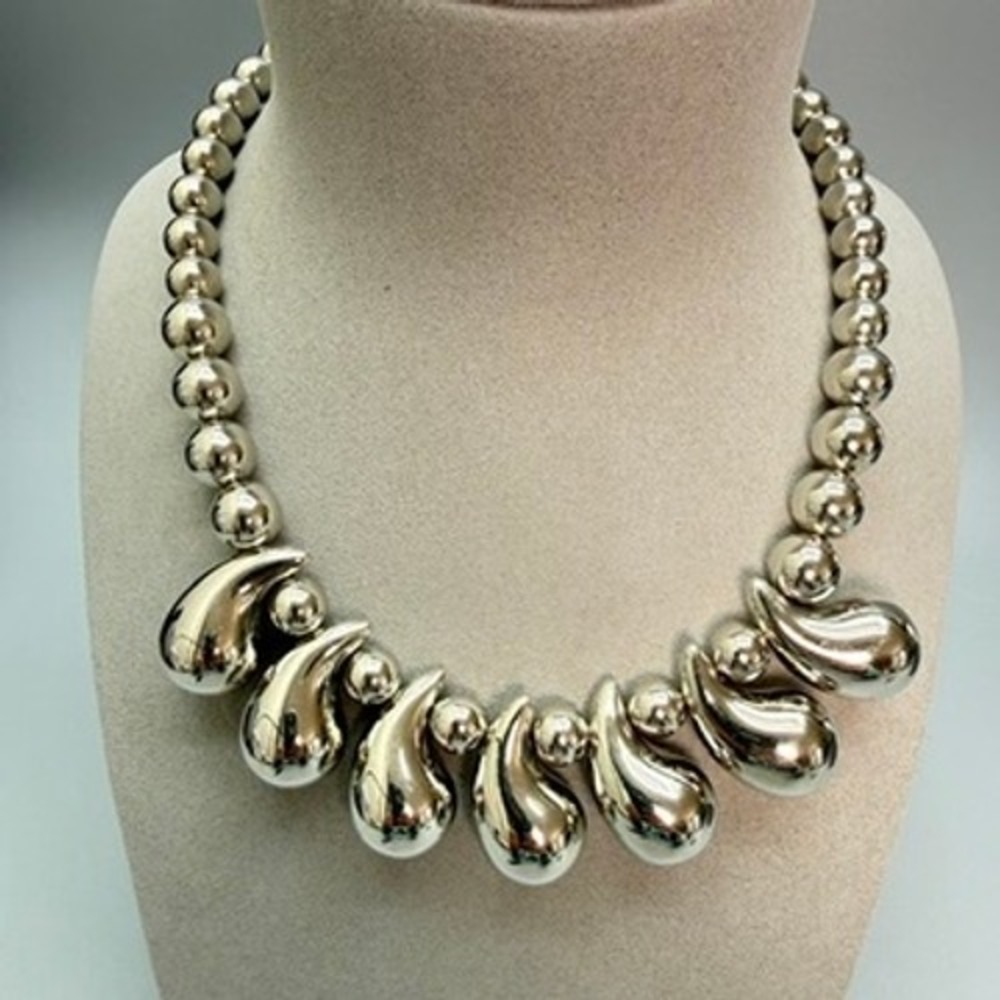 Silver Tone Puffy Teardrop Bead Choker Necklace 18" Adjustable Bubble Statement